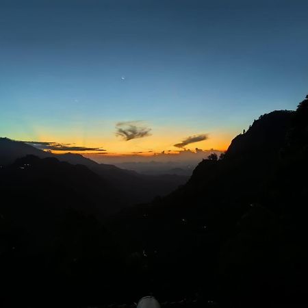 לינה וארוחת בוקר אלה Pleasant Peak מראה חיצוני תמונה