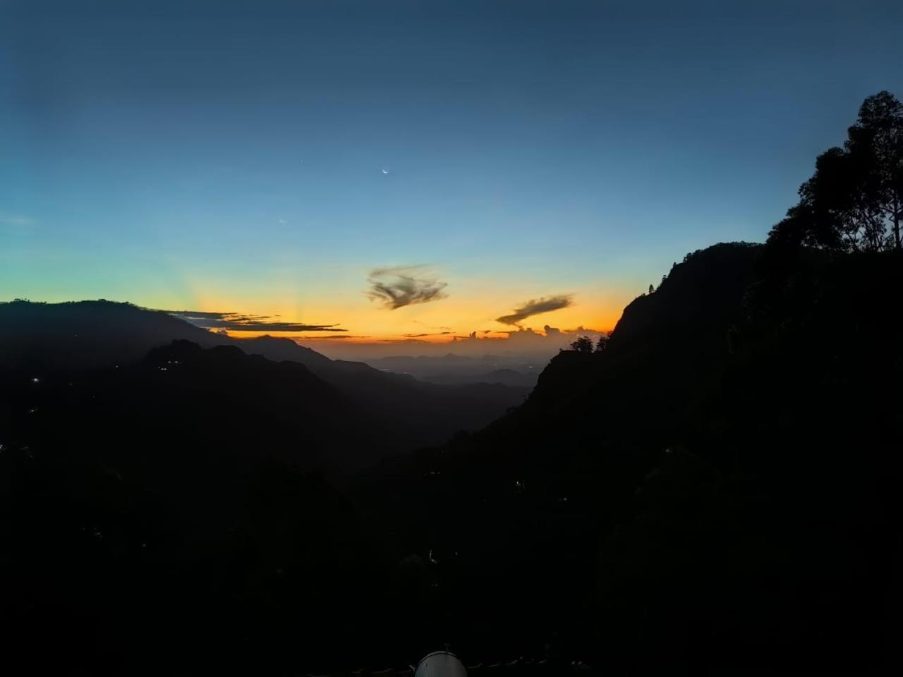 לינה וארוחת בוקר אלה Pleasant Peak מראה חיצוני תמונה